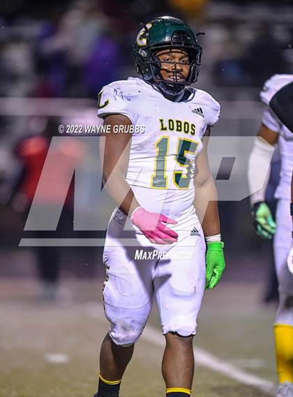 Thumbnail 3 in Longview vs. Port Arthur Memorial (UIL 5A DI Region Semifinal) photogallery.