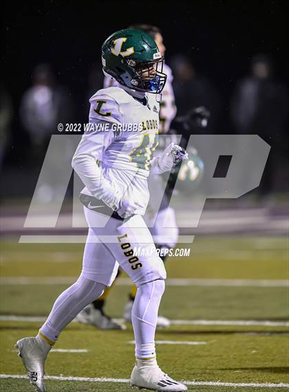 Thumbnail 1 in Longview vs. Port Arthur Memorial (UIL 5A DI Region Semifinal) photogallery.