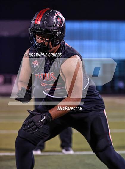 Thumbnail 3 in Longview vs. Port Arthur Memorial (UIL 5A DI Region Semifinal) photogallery.