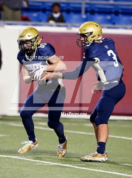 Thumbnail 3 in  McClellan vs. Pulaski Academy (AAA 5A Final) photogallery.