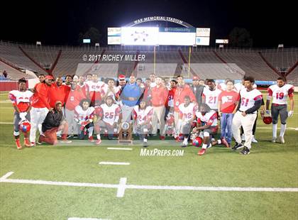 Thumbnail 2 in  McClellan vs. Pulaski Academy (AAA 5A Final) photogallery.