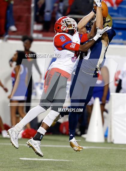 Thumbnail 3 in  McClellan vs. Pulaski Academy (AAA 5A Final) photogallery.