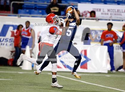 Thumbnail 2 in  McClellan vs. Pulaski Academy (AAA 5A Final) photogallery.