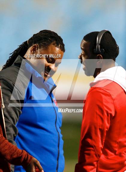 Thumbnail 1 in  McClellan vs. Pulaski Academy (AAA 5A Final) photogallery.