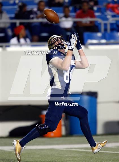 Thumbnail 2 in  McClellan vs. Pulaski Academy (AAA 5A Final) photogallery.