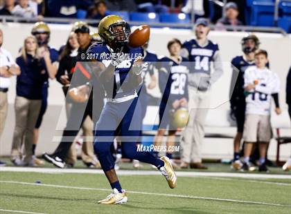 Thumbnail 1 in  McClellan vs. Pulaski Academy (AAA 5A Final) photogallery.
