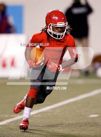 Thumbnail 1 in  McClellan vs. Pulaski Academy (AAA 5A Final) photogallery.
