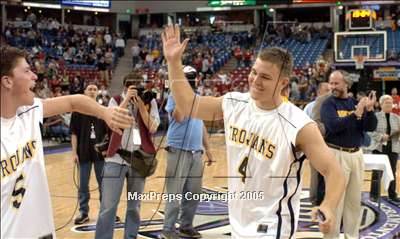 Thumbnail 3 in Mater Dei vs. Oak Ridge (State D2 Final)#3 photogallery.