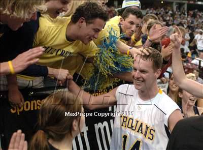 Thumbnail 1 in Mater Dei vs. Oak Ridge (State D2 Final)#3 photogallery.