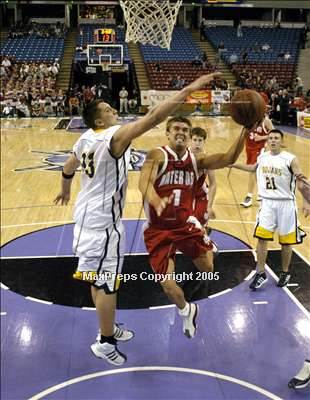 Thumbnail 3 in Mater Dei vs. Oak Ridge (State D2 Final)#3 photogallery.