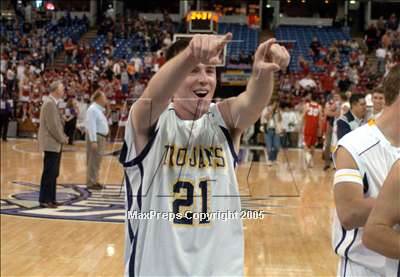 Thumbnail 3 in Mater Dei vs. Oak Ridge (State D2 Final)#3 photogallery.
