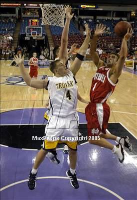 Thumbnail 3 in Mater Dei vs. Oak Ridge (State D2 Final)#3 photogallery.