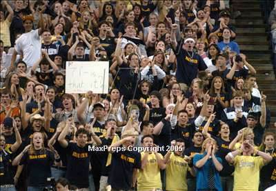 Thumbnail 1 in Mater Dei vs. Oak Ridge (State D2 Final)#3 photogallery.