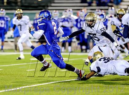 Thumbnail 2 in Elk Grove vs. Folsom (CIF SJS D2 Final) photogallery.