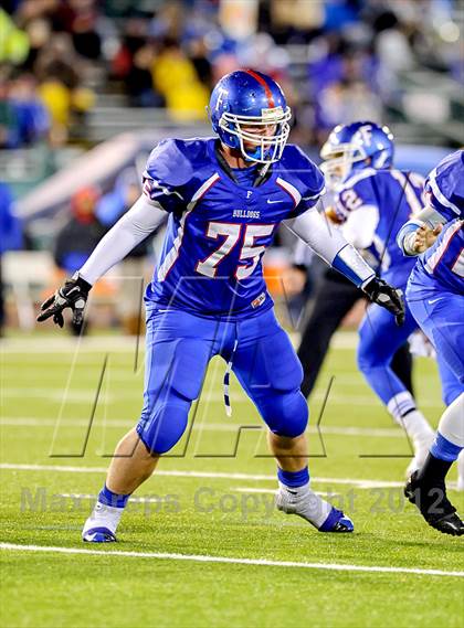 Thumbnail 2 in Elk Grove vs. Folsom (CIF SJS D2 Final) photogallery.