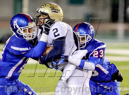 Thumbnail 3 in Elk Grove vs. Folsom (CIF SJS D2 Final) photogallery.