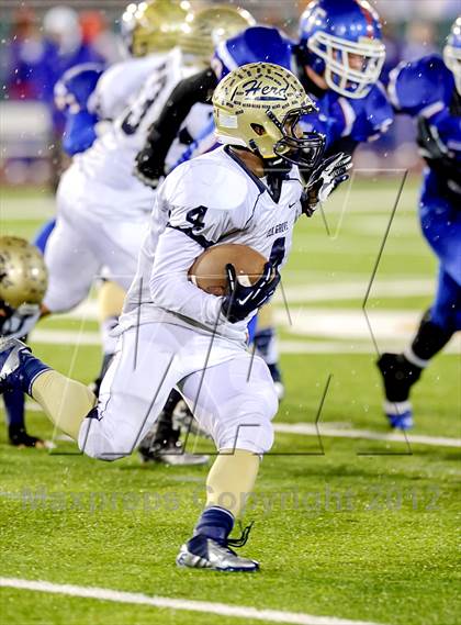 Thumbnail 2 in Elk Grove vs. Folsom (CIF SJS D2 Final) photogallery.