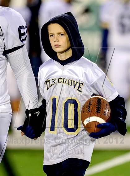 Thumbnail 2 in Elk Grove vs. Folsom (CIF SJS D2 Final) photogallery.