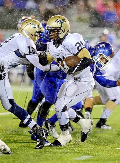 Thumbnail 1 in Elk Grove vs. Folsom (CIF SJS D2 Final) photogallery.