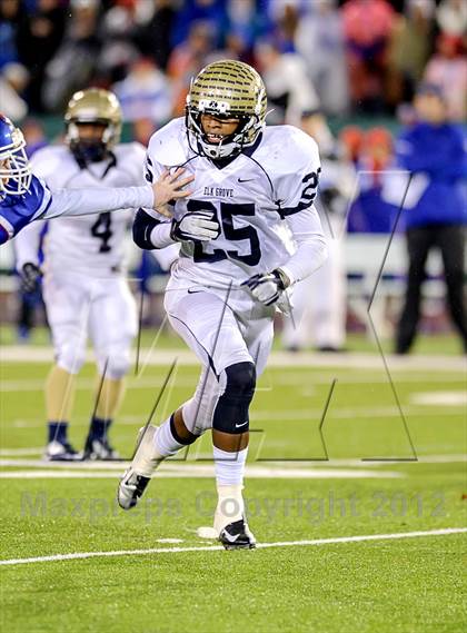 Thumbnail 1 in Elk Grove vs. Folsom (CIF SJS D2 Final) photogallery.