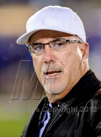 Thumbnail 3 in Elk Grove vs. Folsom (CIF SJS D2 Final) photogallery.