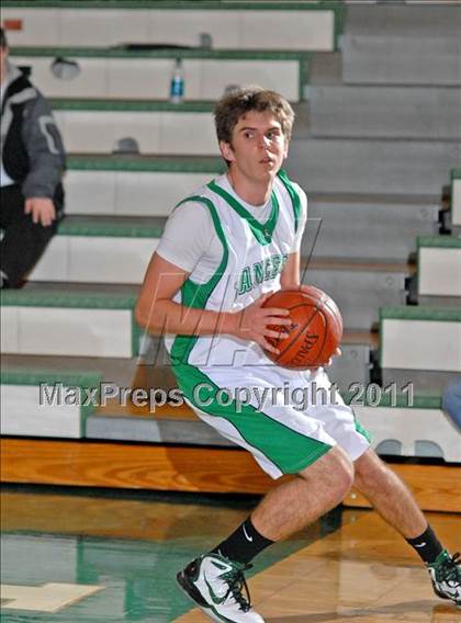 Thumbnail 3 in Starpoint vs. Lewiston-Porter (James Walker Tournament) photogallery.