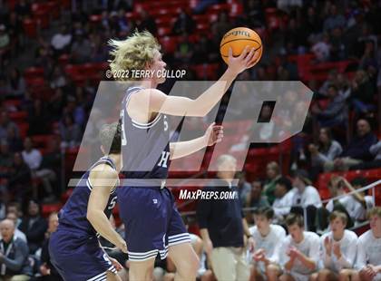 Thumbnail 1 in Salem Hills vs. Olympus (UHSAA 5A Quarterfinal) photogallery.
