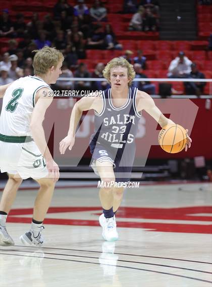 Thumbnail 3 in Salem Hills vs. Olympus (UHSAA 5A Quarterfinal) photogallery.