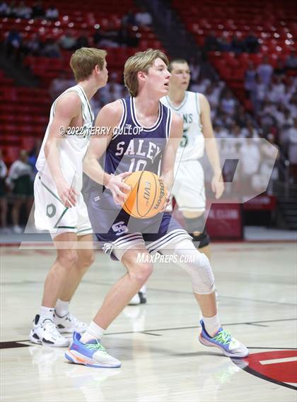 Thumbnail 2 in Salem Hills vs. Olympus (UHSAA 5A Quarterfinal) photogallery.