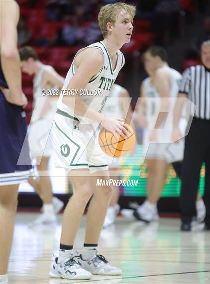 Thumbnail 3 in Salem Hills vs. Olympus (UHSAA 5A Quarterfinal) photogallery.