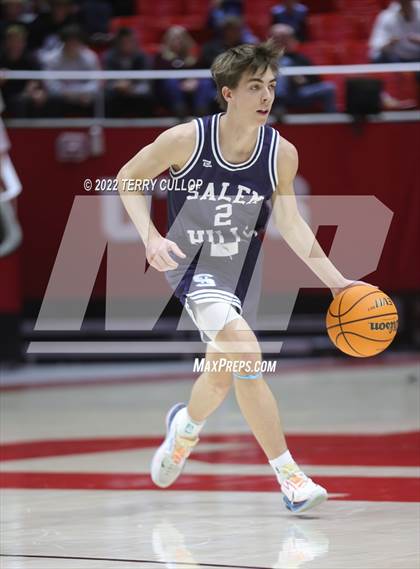 Thumbnail 2 in Salem Hills vs. Olympus (UHSAA 5A Quarterfinal) photogallery.