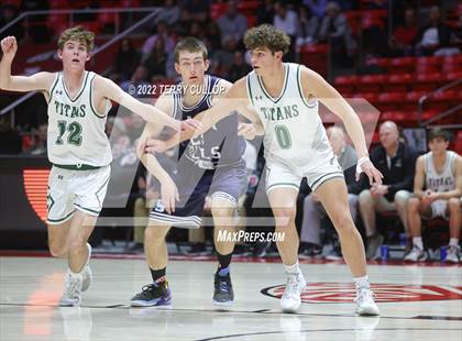 Thumbnail 3 in Salem Hills vs. Olympus (UHSAA 5A Quarterfinal) photogallery.