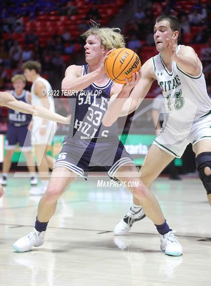 Thumbnail 1 in Salem Hills vs. Olympus (UHSAA 5A Quarterfinal) photogallery.