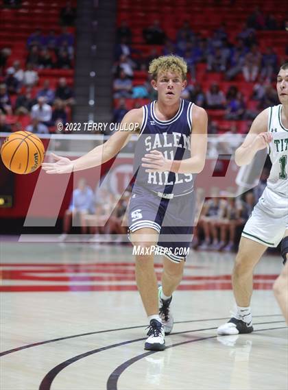 Thumbnail 1 in Salem Hills vs. Olympus (UHSAA 5A Quarterfinal) photogallery.