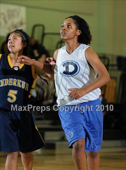 Thumbnail 1 in Inderkum vs. Davis (Ram Jam Winter Classic) photogallery.