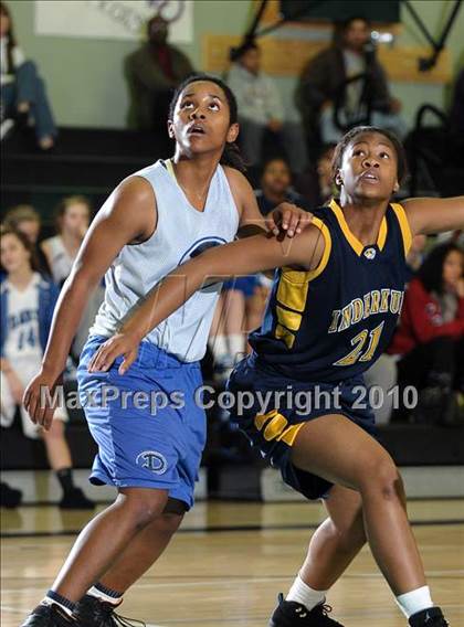 Thumbnail 2 in Inderkum vs. Davis (Ram Jam Winter Classic) photogallery.