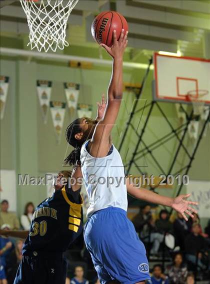 Thumbnail 3 in Inderkum vs. Davis (Ram Jam Winter Classic) photogallery.