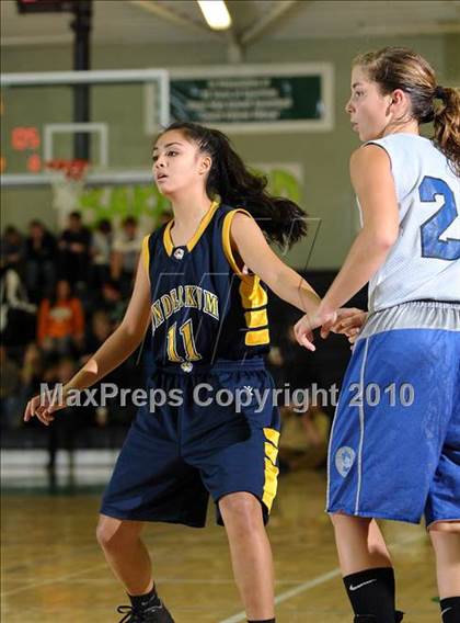 Thumbnail 3 in Inderkum vs. Davis (Ram Jam Winter Classic) photogallery.