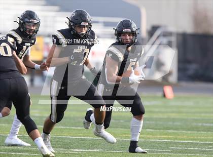 Thumbnail 2 in Serra Catholic vs. Southern Columbia Area (PIAA 2A Final) photogallery.