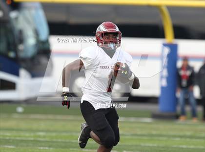 Thumbnail 3 in Serra Catholic vs. Southern Columbia Area (PIAA 2A Final) photogallery.