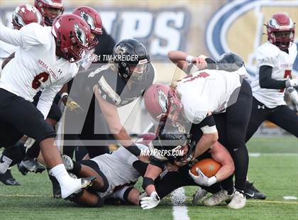 Thumbnail 2 in Serra Catholic vs. Southern Columbia Area (PIAA 2A Final) photogallery.