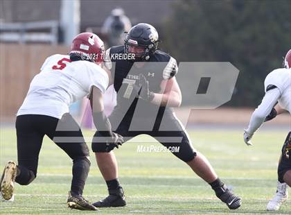 Thumbnail 3 in Serra Catholic vs. Southern Columbia Area (PIAA 2A Final) photogallery.