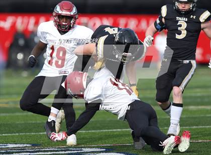Thumbnail 2 in Serra Catholic vs. Southern Columbia Area (PIAA 2A Final) photogallery.