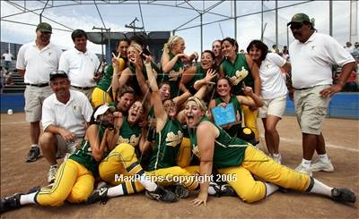 Thumbnail 2 in Live Oak vs. North Salinas (D1 Sec. Final) photogallery.