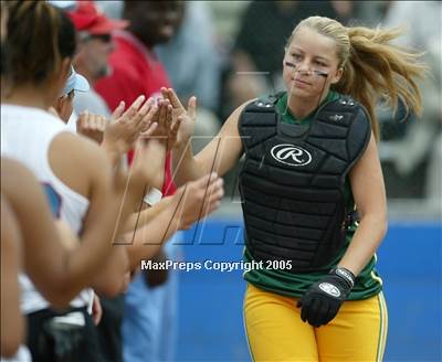 Thumbnail 3 in Live Oak vs. North Salinas (D1 Sec. Final) photogallery.
