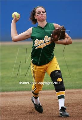 Thumbnail 3 in Live Oak vs. North Salinas (D1 Sec. Final) photogallery.