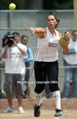 Thumbnail 3 in Live Oak vs. North Salinas (D1 Sec. Final) photogallery.
