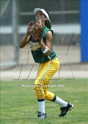 Thumbnail 3 in Live Oak vs. North Salinas (D1 Sec. Final) photogallery.