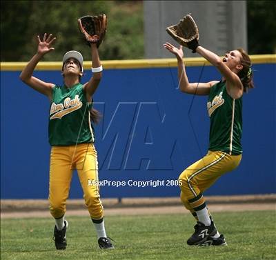 Thumbnail 2 in Live Oak vs. North Salinas (D1 Sec. Final) photogallery.