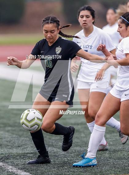Thumbnail 2 in South Hills vs. St. Lucy's photogallery.
